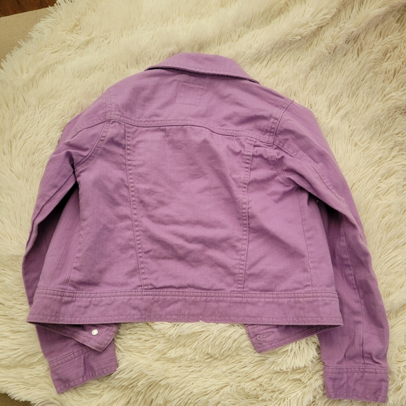 SOLD!🥳 SOLD!🥳 SOLD!🥳 SOLD!🥳
LAVENDER ✨️ Jean Jacket Girl's Size Medium - Picture 4 of 4
